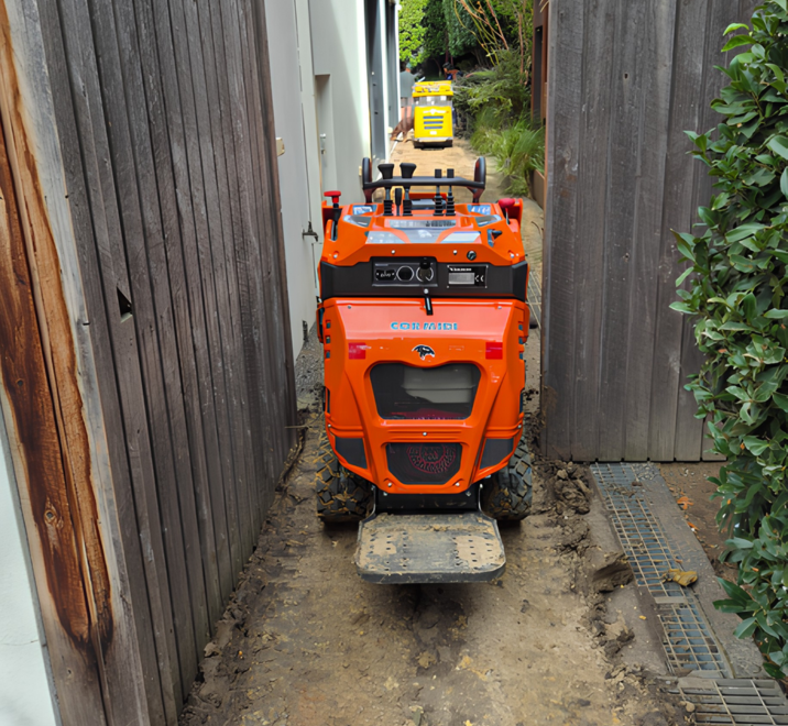 Pool Excavation Through 800mm Side Gate – Brighton